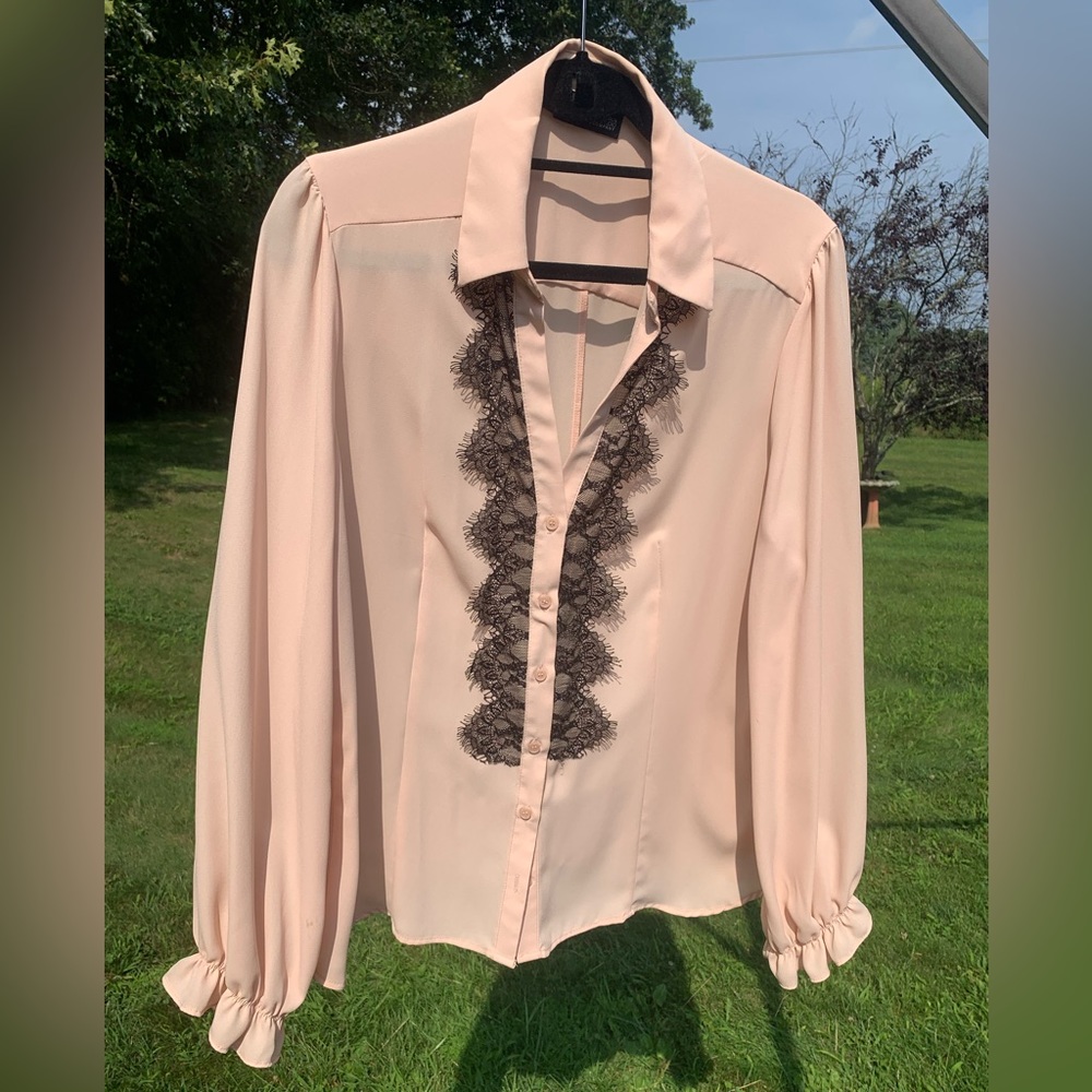 Women’s shirt